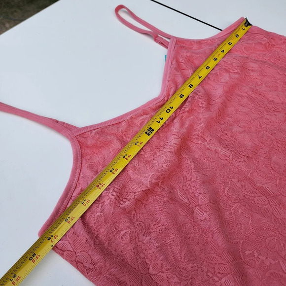 NWT Maurices Womens Cami Tank Top Coral Pink Lined Lace Stretch Boho Plus 1 1X - Picture 9 of 11